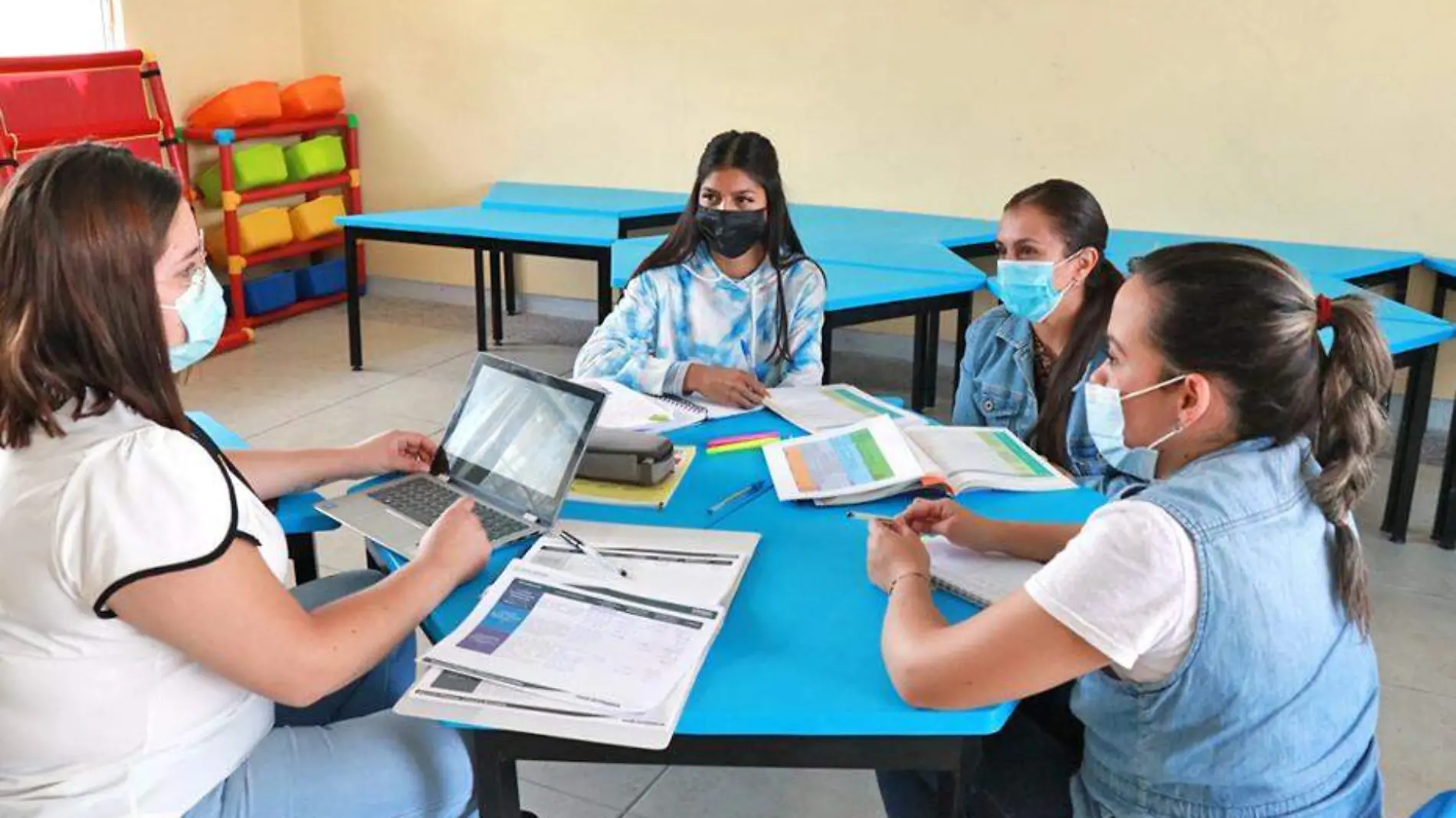 reunion de docentes maestros